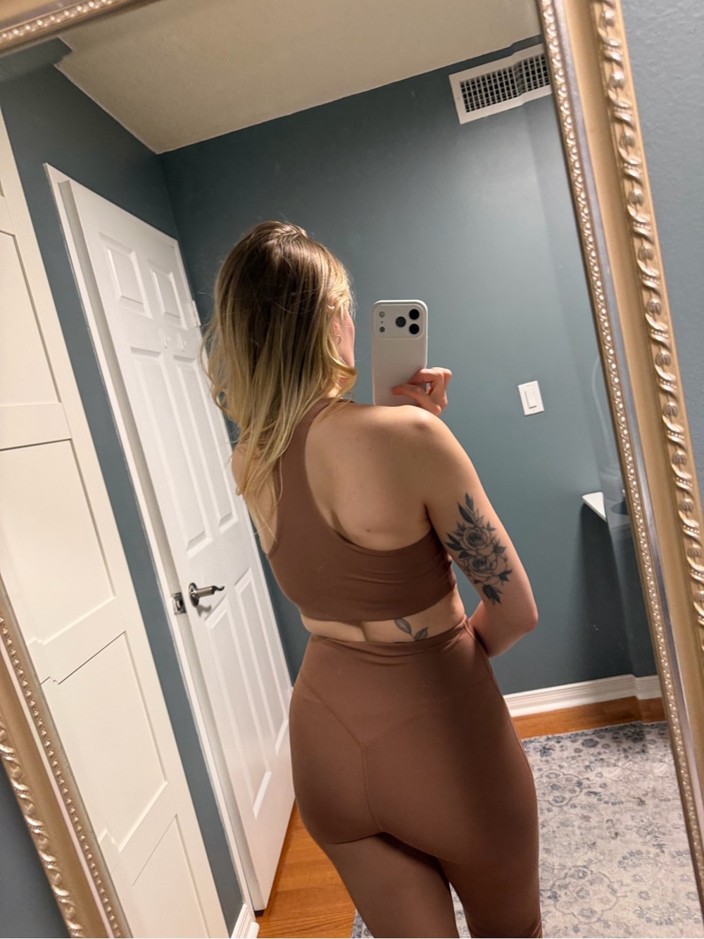 High-Rise Leggings with Matching Racerback Sports Bra - Picture 3 of 7